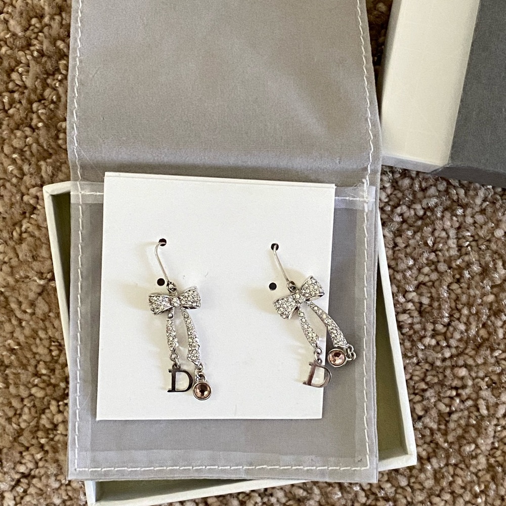 Dior earring